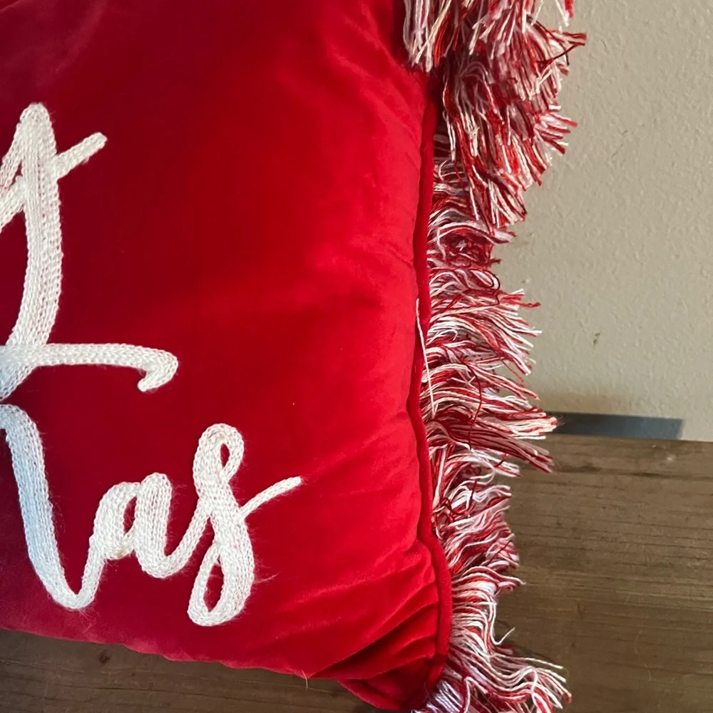 Red Merry Christmas Decorative Pillow‎